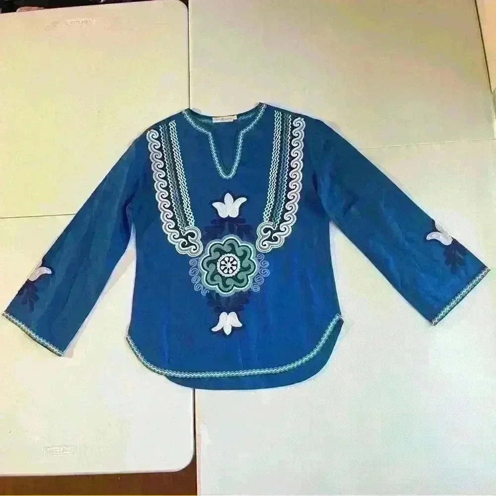 Tory Burch *Emilia* Tunic Size 2 Floral  Embroidered V-Neck Linen Top Shirt Blue